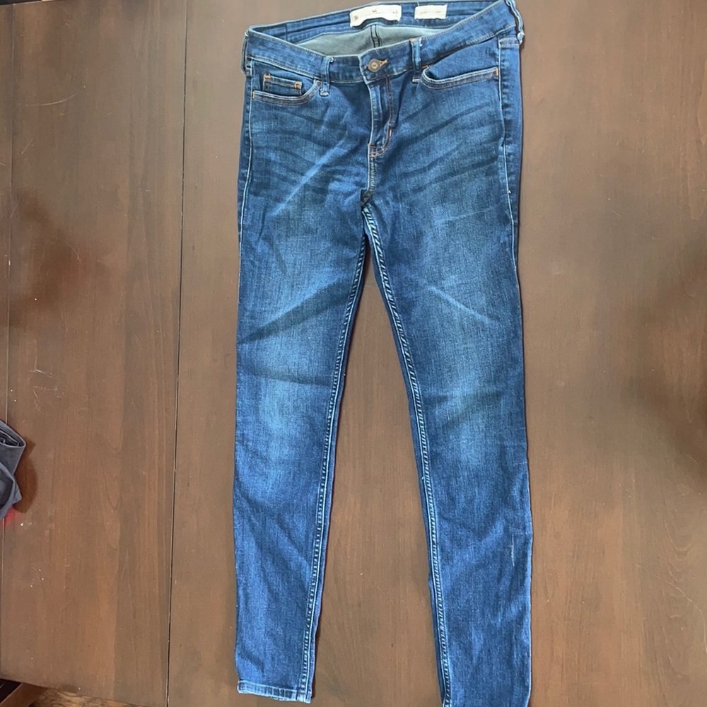 Hollister Skinny Jeans size 29x30